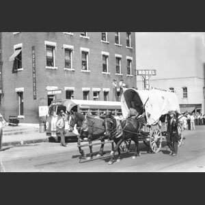 Old covered wagon in parade at Shelbyville - First Walking Horse Celebration